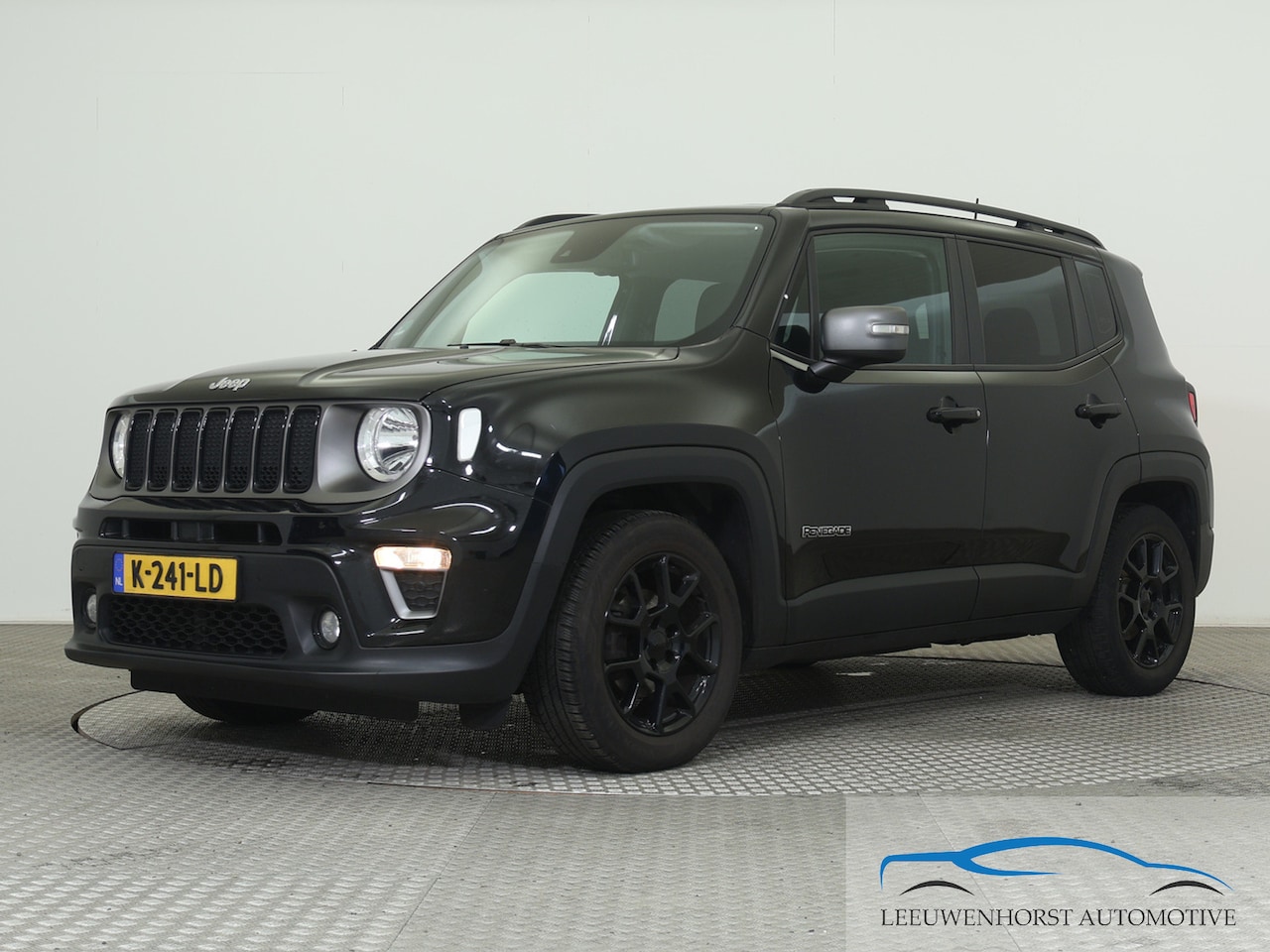 Jeep Renegade - 1.0T Limited 1.0T Limited, 2x PDC, cruise, navi, orig. NL -dealerauto - AutoWereld.nl