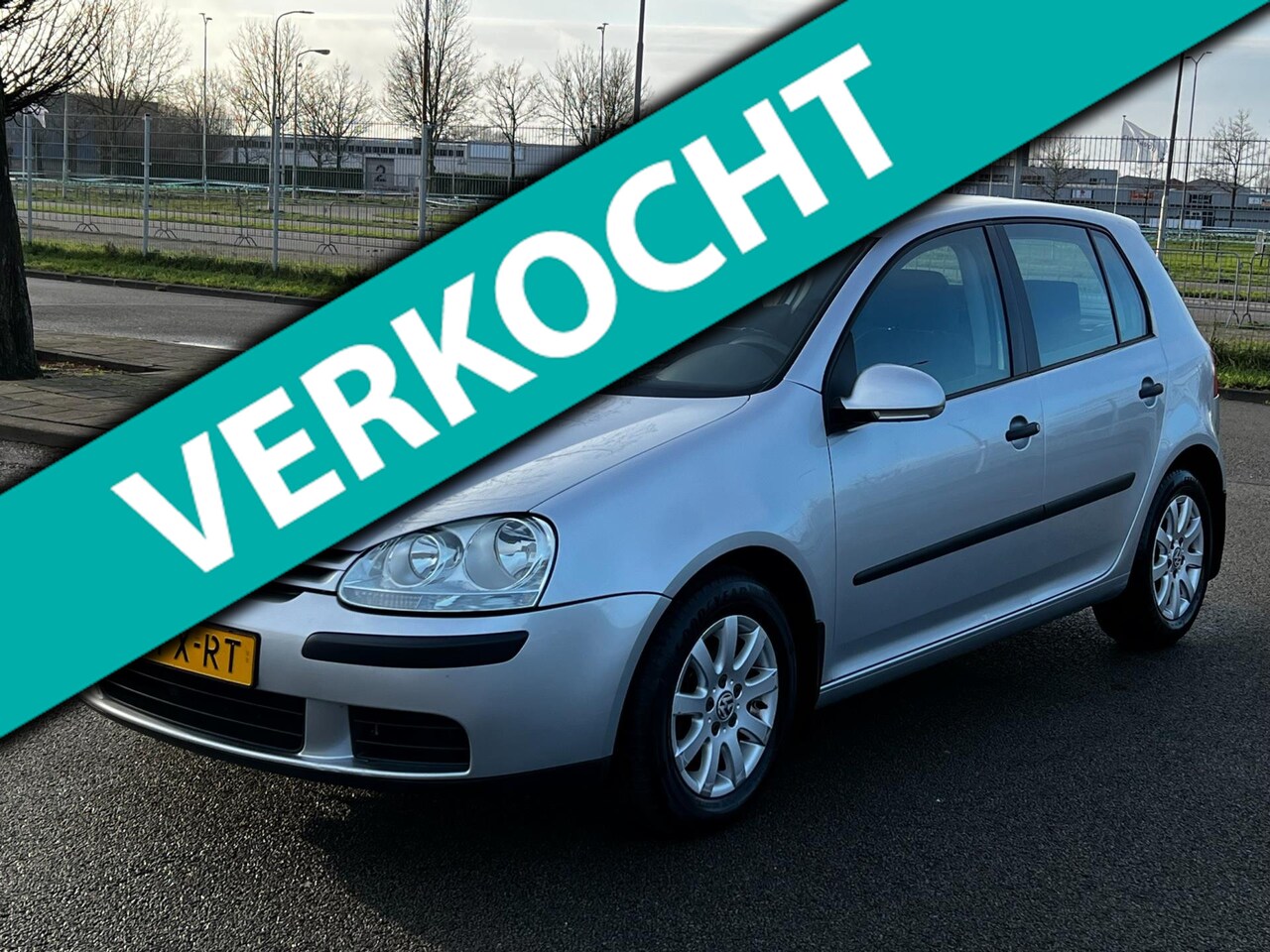 Volkswagen Golf - 2.0 TDI Comfortline 2.0 TDI 103KW Comfortline - Nieuwe APK - AutoWereld.nl