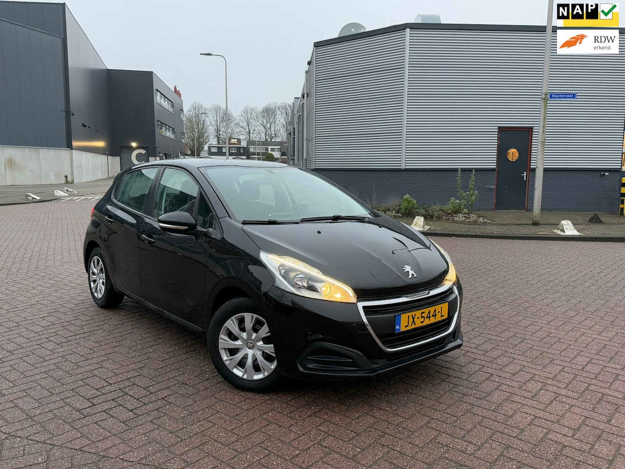 Peugeot 208 - 1.2 PureTech Active NAVI APK 01-2026 AIRCO - AutoWereld.nl