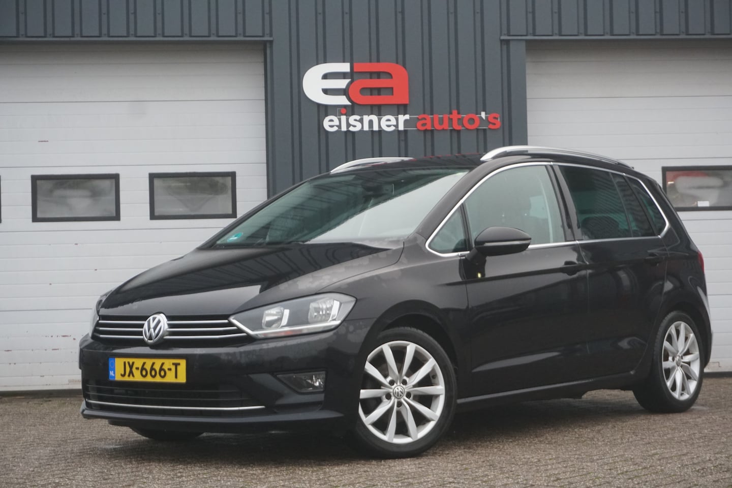 Volkswagen Golf Sportsvan - 1.4 TSI 150 PK Highline | PANO DAK | TREKHAAK | CAMERA | - AutoWereld.nl