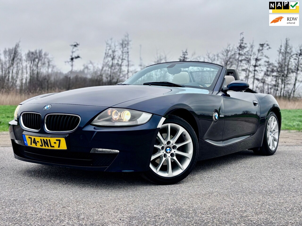 BMW Z4 Roadster - 2.5i Individual Edition/Pdc/Leder/Navi/Boek/Historie - AutoWereld.nl