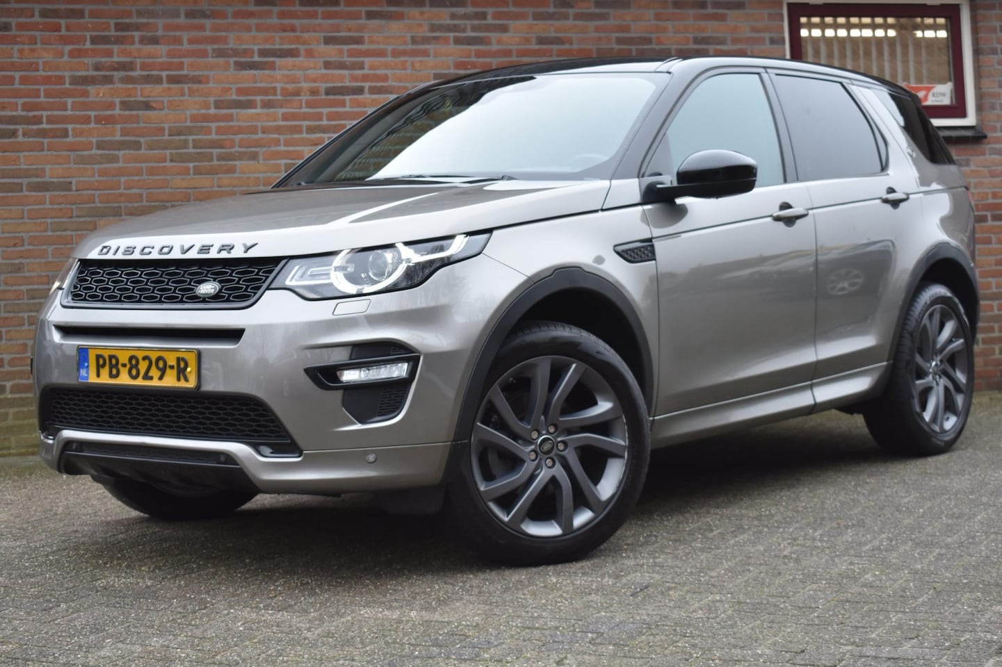 Land Rover Discovery Sport - 2.0 TD4 HSE Luxury '17 Leder Navi Clima Cruise Pano - AutoWereld.nl