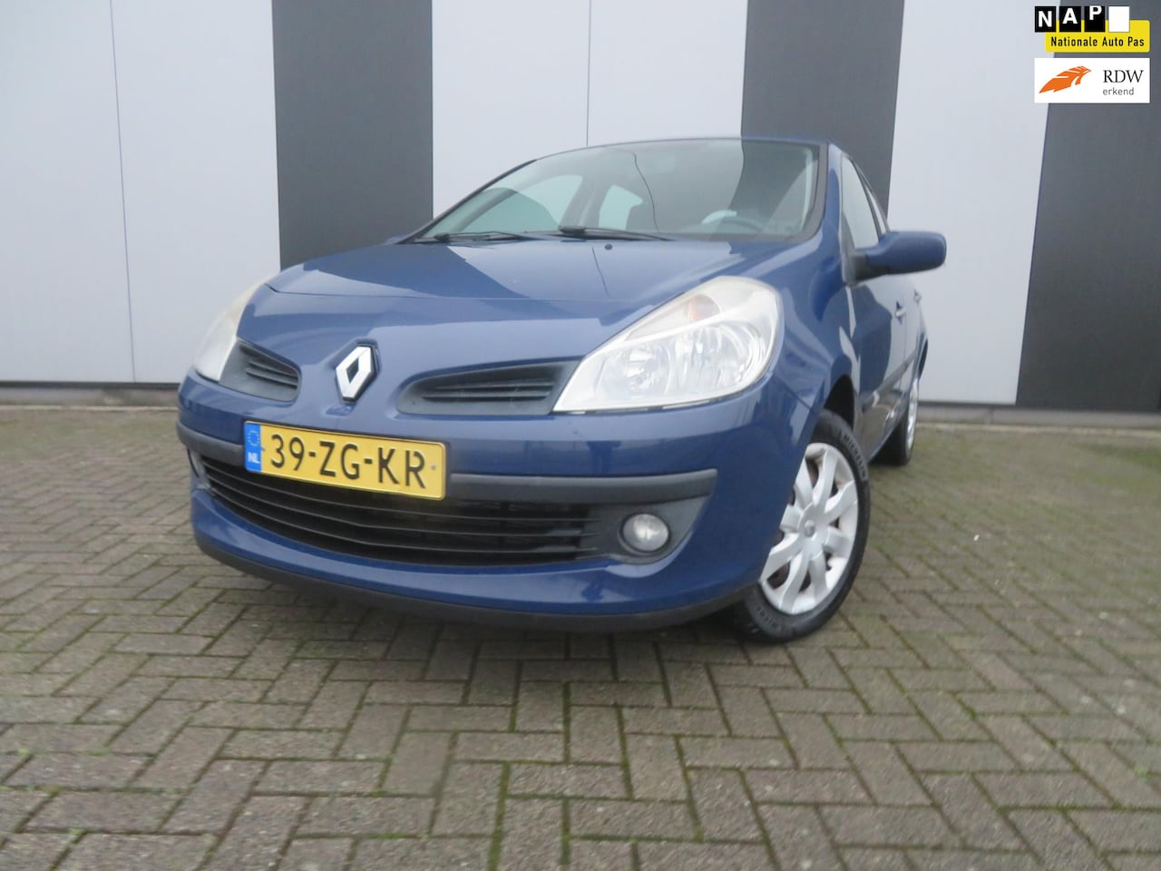 Renault Clio - 1.6-16V Dynamique 1.6-16V Dynamique - AutoWereld.nl