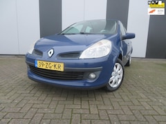 Renault Clio - 1.6-16V Dynamique