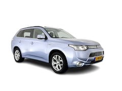 Mitsubishi Outlander - 2.0 PHEV Instyle+ *PANO | XENON | FULL-LEATHER | NAVI-FULLMAP | DAB+ | KEYLESS | CAMERA |