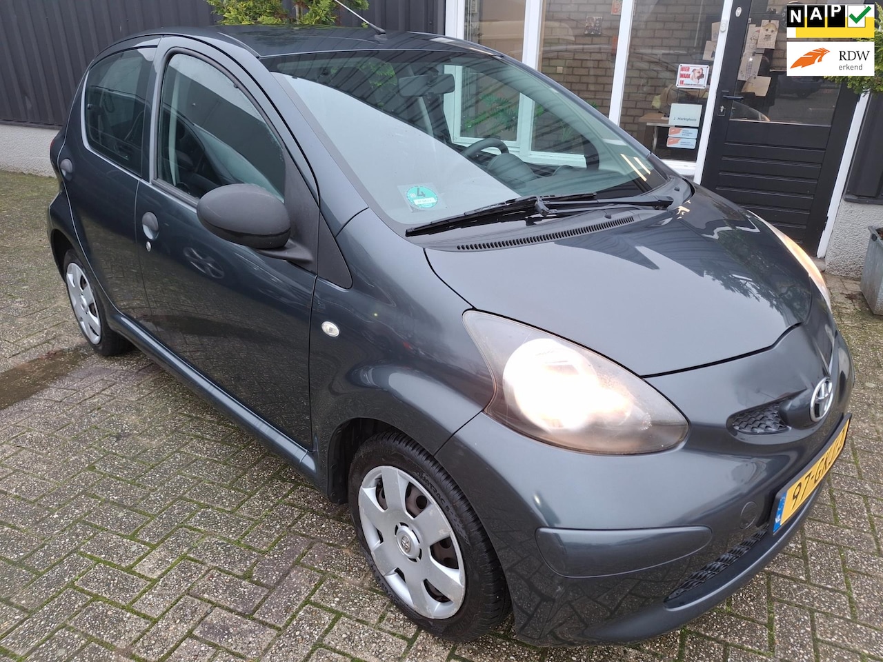 Toyota Aygo - 1.0-12V - AutoWereld.nl