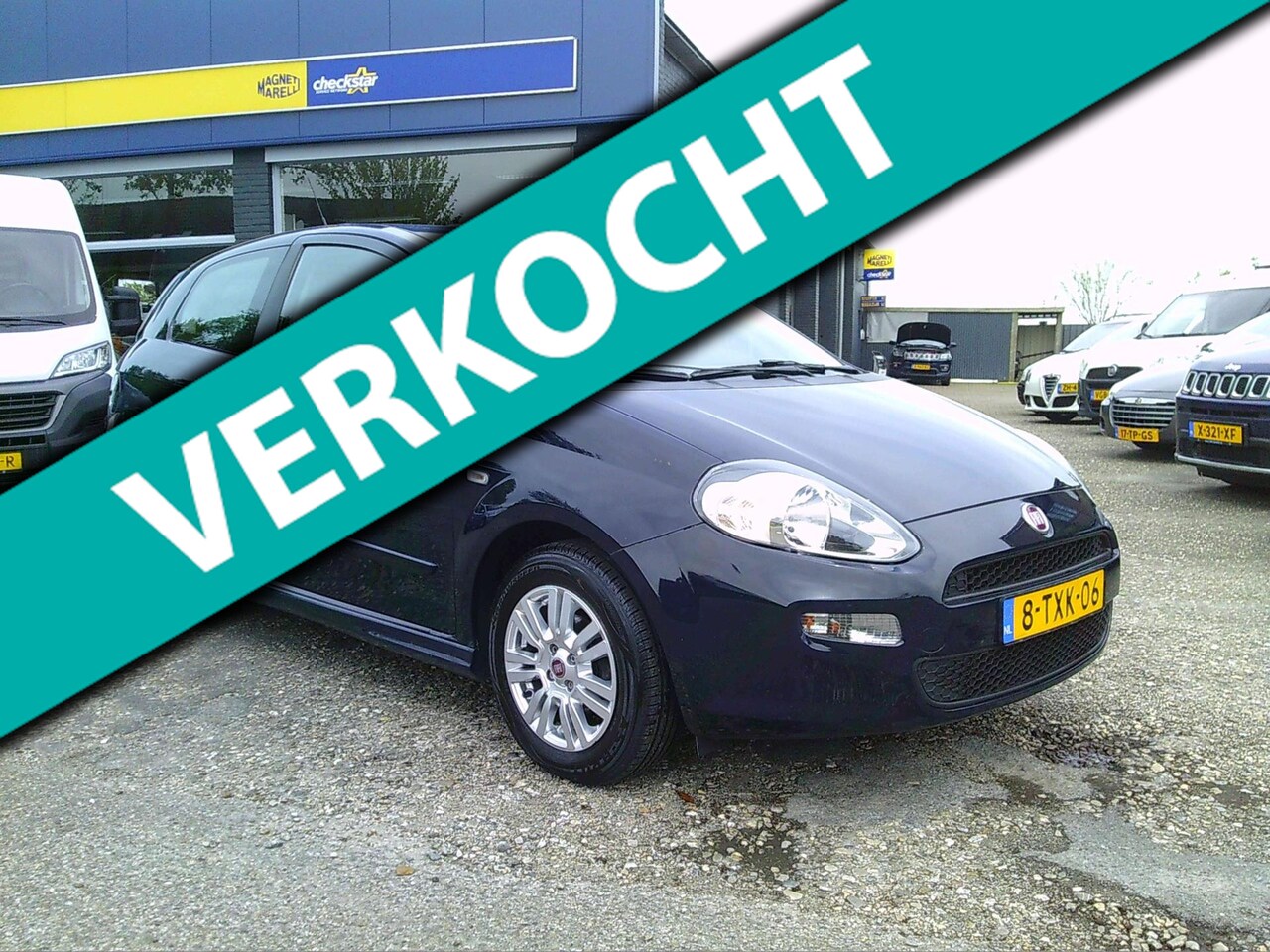 Fiat Punto Evo - 0.9 TwinAir Street / Rijklaarprijs - AutoWereld.nl