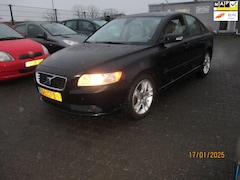 Volvo S40 - S40 2.0D SEDAN Edition II-AUTOMAAT-LEER-CRUIS CONTR