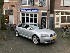 Audi A3 - 2.0 FSI Ambition S-Line