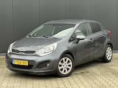 Kia Rio - 1.2 CVVT ExecutiveLine | CRUISE | CLIMA | PDC |