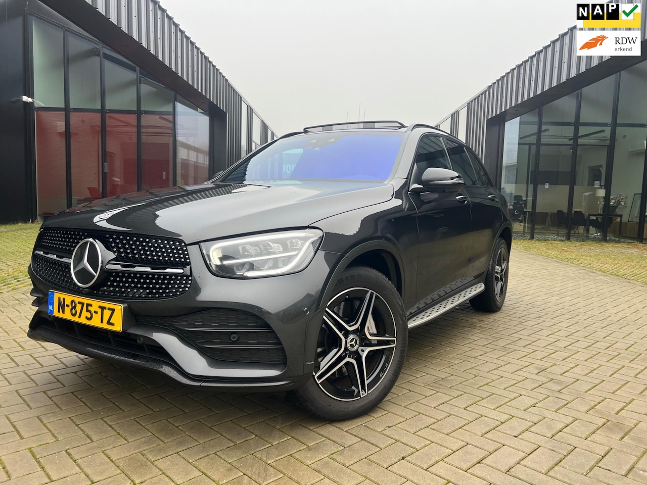 Mercedes-Benz GLC-klasse - 300e 4MATIC AMG Clima Navi Virtual 360 NL Auto NAP - AutoWereld.nl