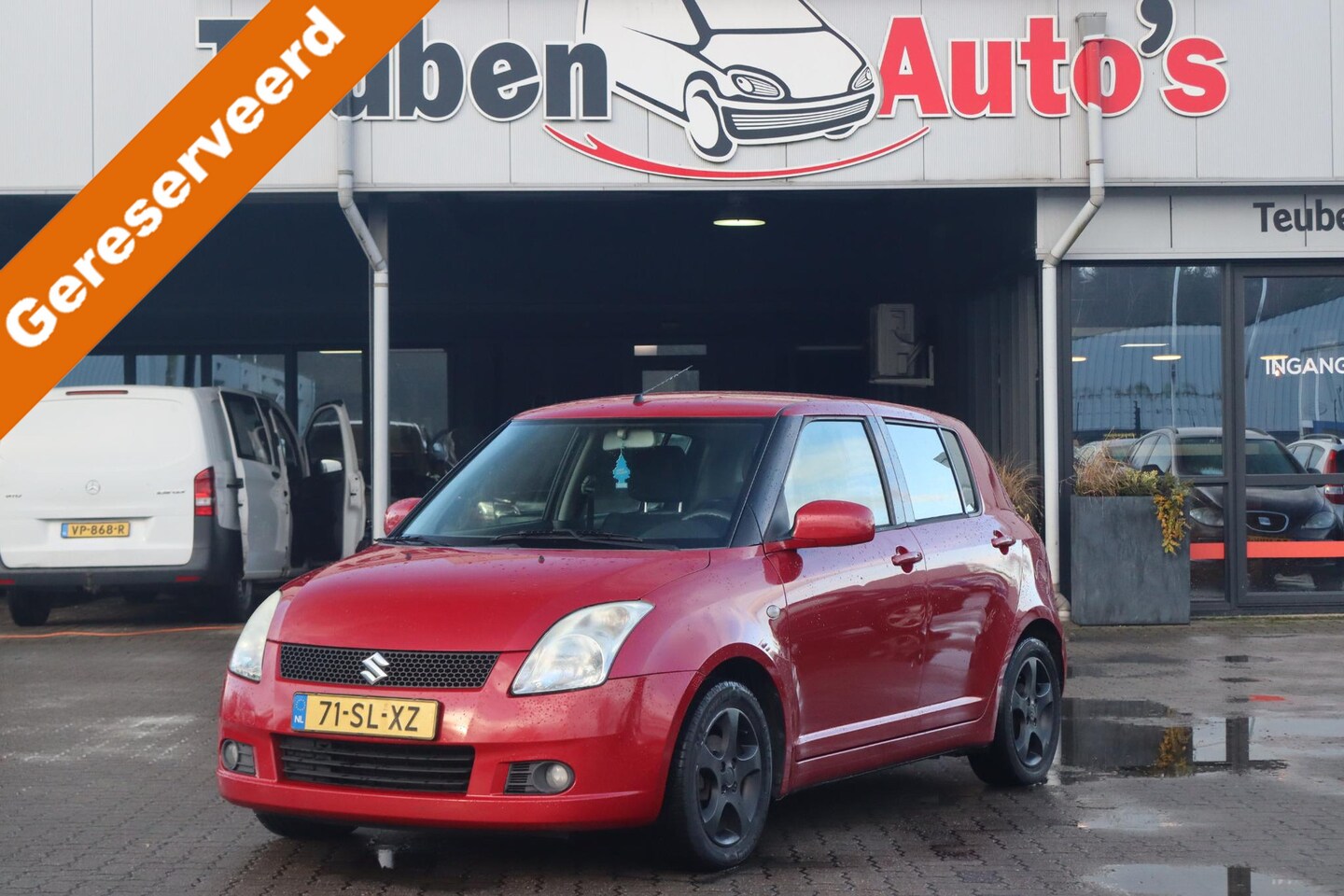 Suzuki Swift - 1.3 Exclusive Airco, Trekhaak, Lichtmetalen wielen, !! Zie opmerking!! - AutoWereld.nl