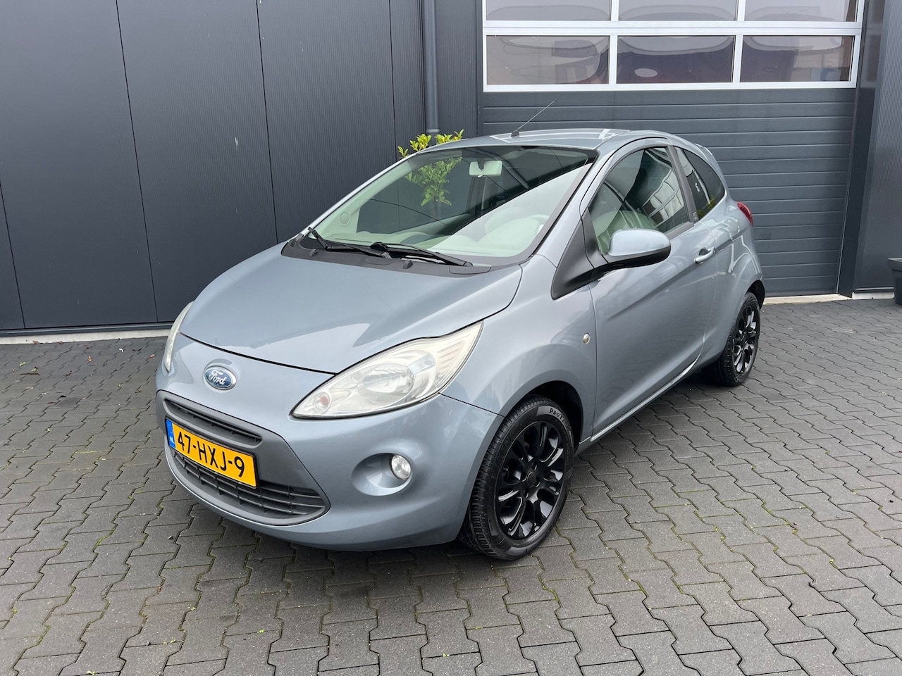 Ford Ka - 1.2 Titanium 1.2 Titanium nieuwe apk !! - AutoWereld.nl