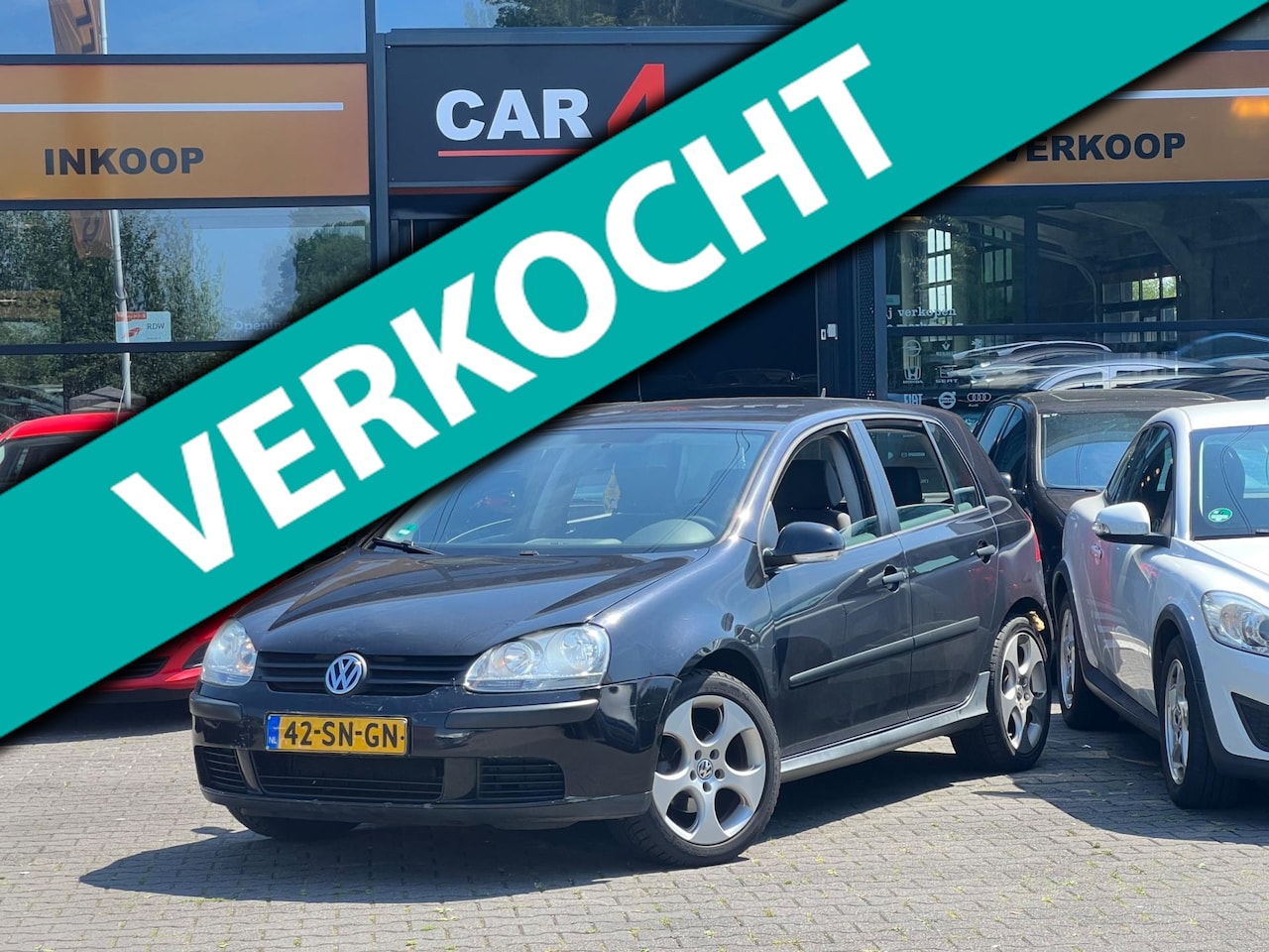 Volkswagen Golf - 1.6 Trendline CRUISE/AIRCO/GTI/RNS NAVI/APK 21-12-2025 - AutoWereld.nl