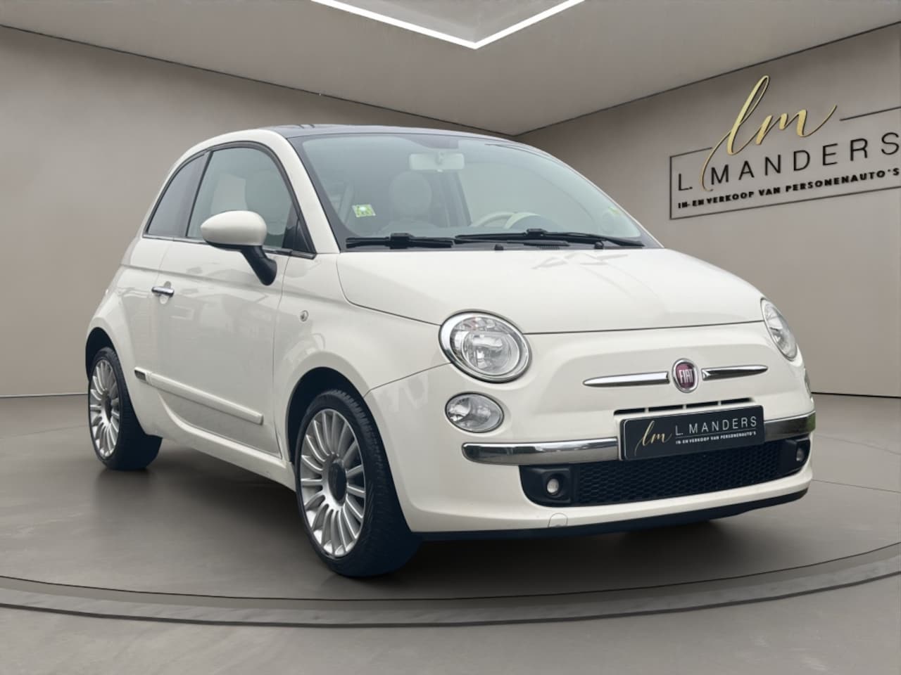 Fiat 500 - 1.2 Lounge 2009 WIT | Automaat | Panoramadak | Airco | NL - AutoWereld.nl