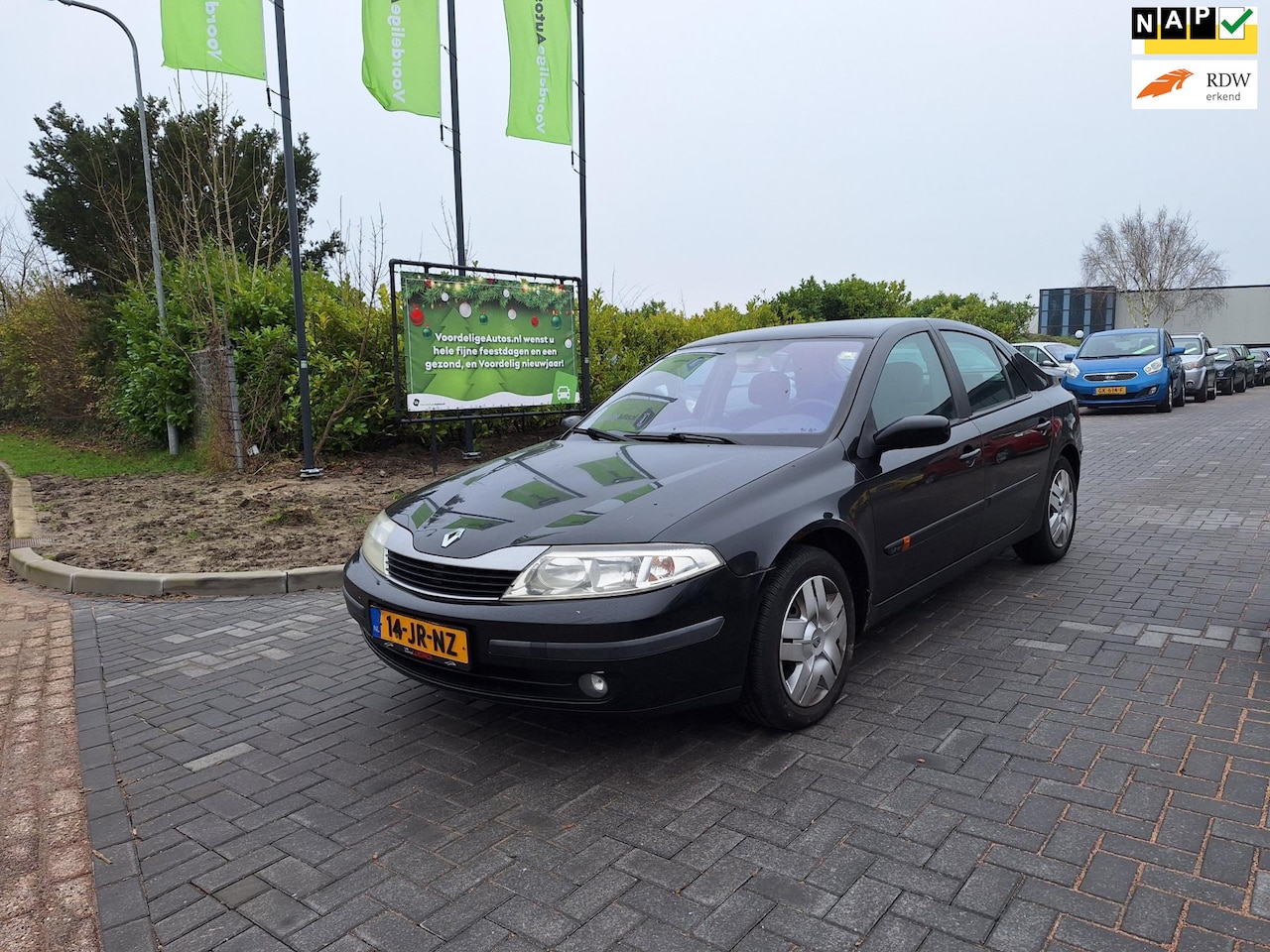 Renault Laguna - 1.8-16V Expression / AUTOMAAT - AutoWereld.nl