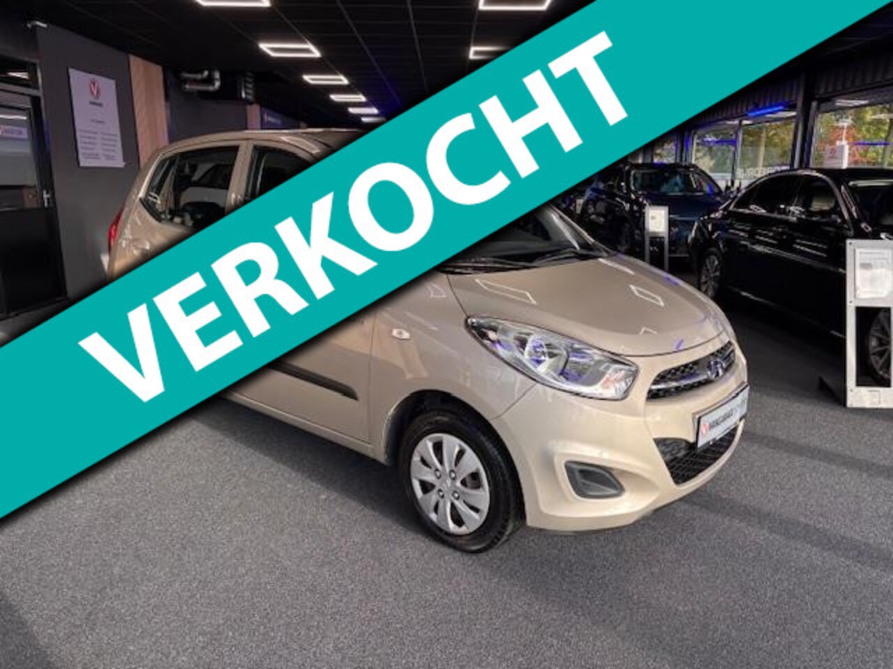 Hyundai i10 - 1.0 i-Drive Cool | Airco | IsoFix | PDC Achterzijde | Slechts 76.000 KM | Org. NL Auto | 2 - AutoWereld.nl