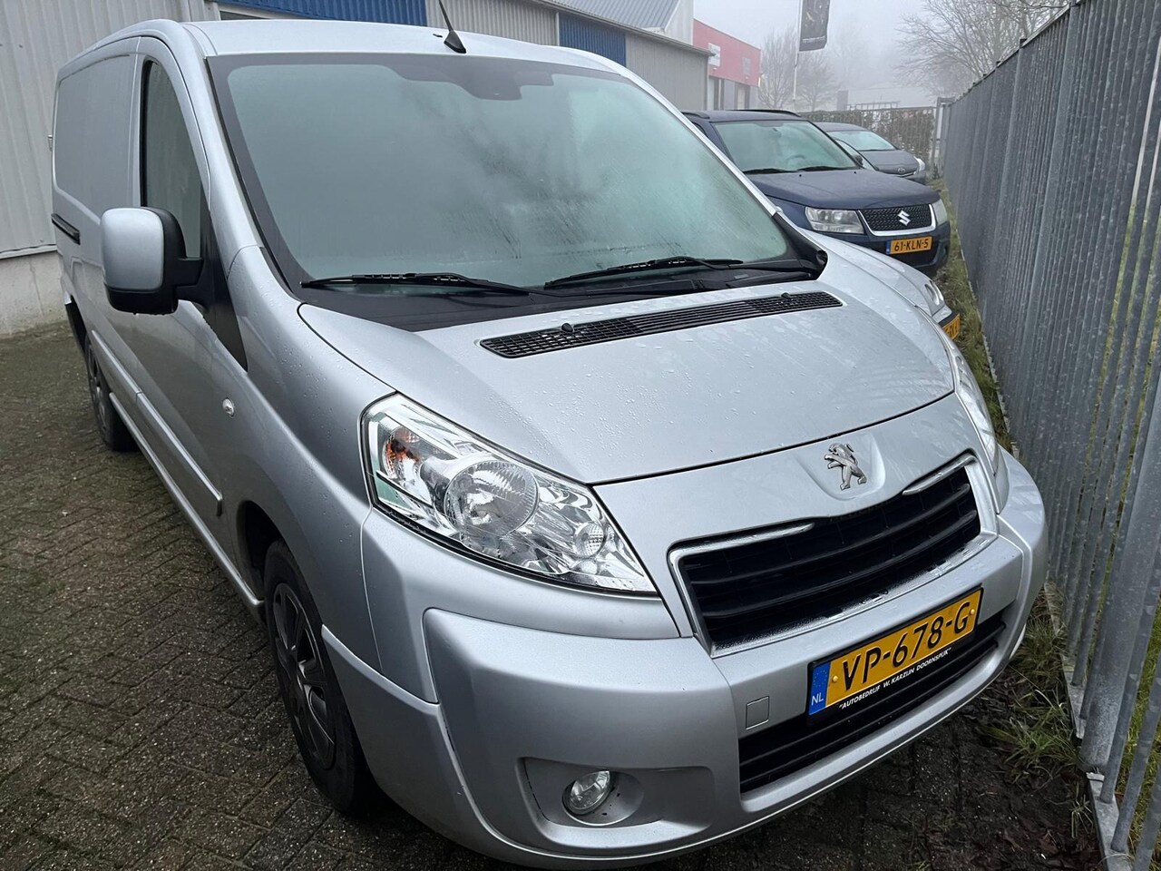 Peugeot Expert - 229 2.0 HDI 128pk L2H1 Navteq 2 / Airco - AutoWereld.nl