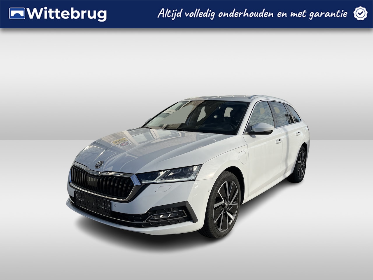 Skoda Octavia Combi - 1.4 TSI iV PHEV Style / AUTOMAAT/ DIGITAL DASH/ MEMORY SEAT/ CRUISE/ NAVI/ DAB/ SMARTLINK/ - AutoWereld.nl