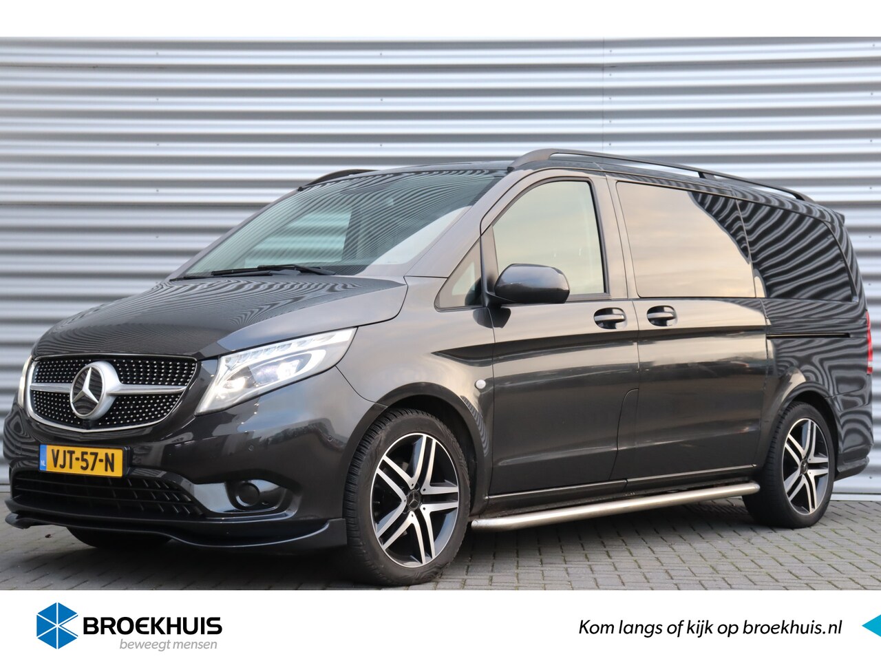 Mercedes-Benz Vito - 114 CDI 136PK LANG DC COMFORT AMG AUTOMAAT / NAVI / CLIMA / FULL-LED / PDC / 18" LMV / CAM - AutoWereld.nl