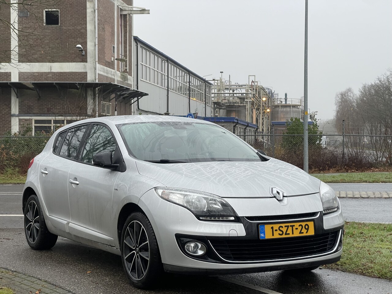 Renault Mégane - 1.2 TCe Bose | Navigatie | Achteruitrijcamera | APK 8-2025 | Trekhaak - AutoWereld.nl