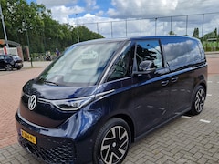 Volkswagen ID. Buzz - 1st 77kWh TONKE Camper trekhaak en veel opties