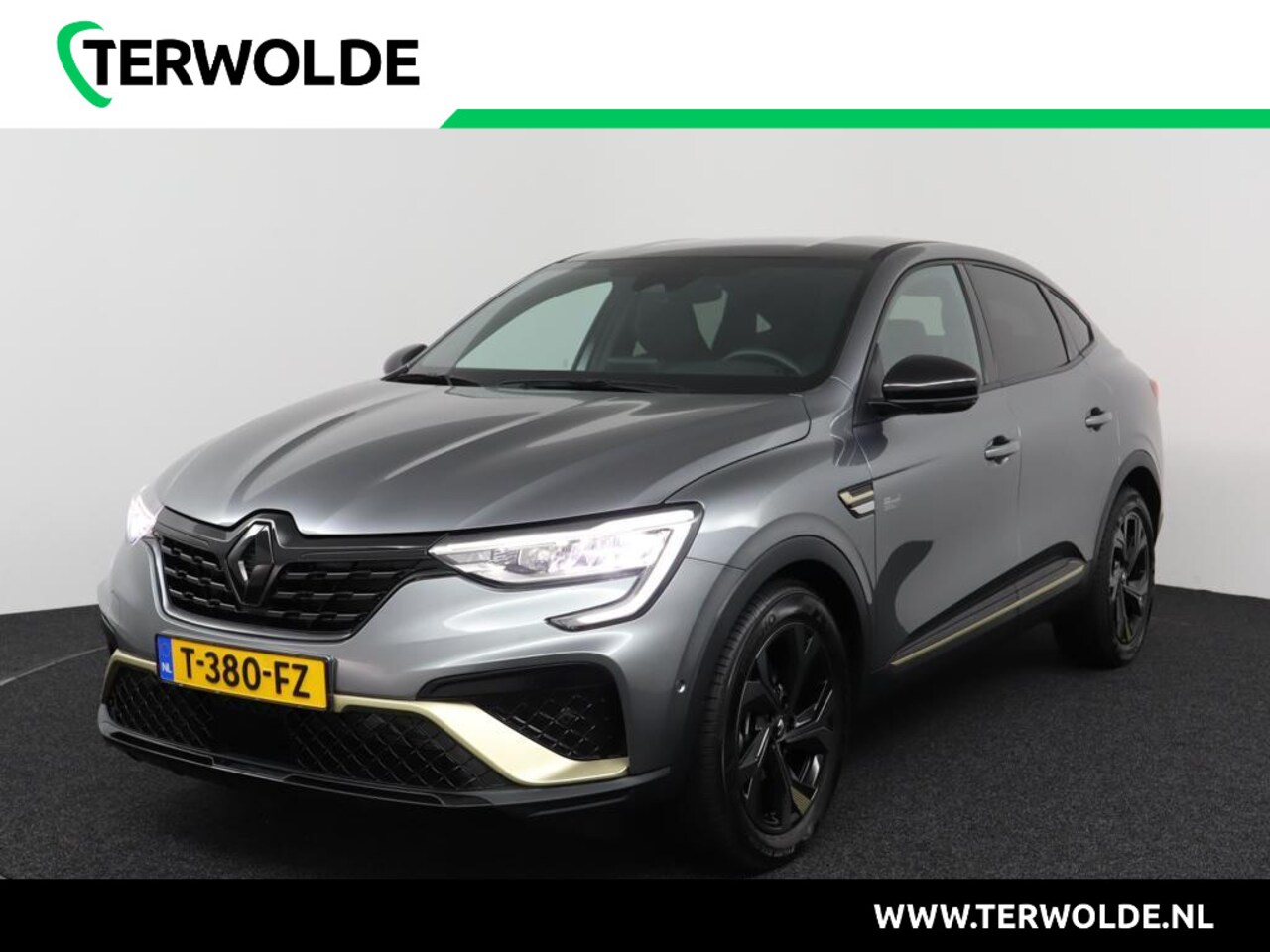 Renault Arkana - 1.6 E-Tech hybrid 145 E-Tech engineered | Leer | Bose | Active Driver Pack | Navigatie - AutoWereld.nl