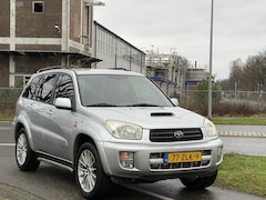 Toyota RAV4 - 2.0 D4-D Luna | 4WD | Trekhaak | Airco | 5 Deurs | Nieuwe APK | 5 Personen