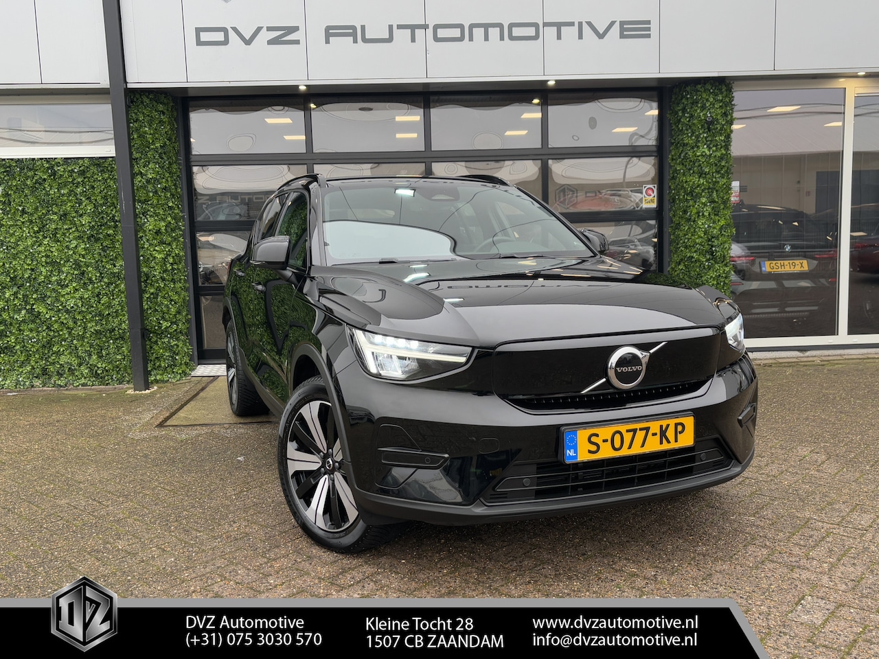 Volvo XC40 - Recharge Core 70 kWh | Warmtepomp | Trekhaak | 424KM WLTP - AutoWereld.nl