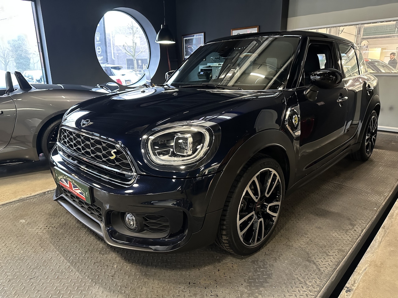 MINI Countryman - Mini 2.0 Cooper S E ALL4 JCW - AutoWereld.nl