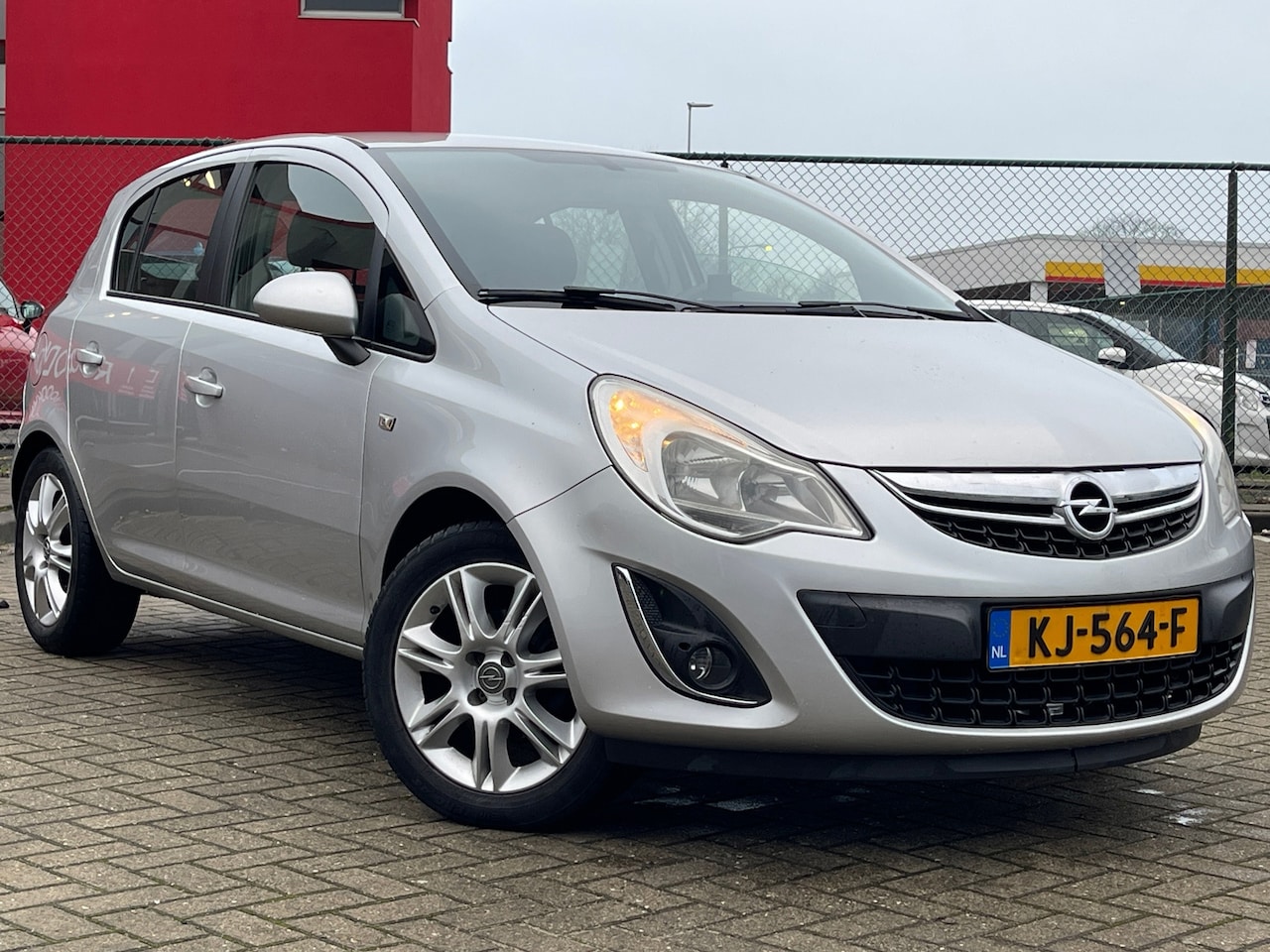 Opel Corsa - 1.2-16V Cosmo|5DRS|AIRCO|CRUISE|APK - AutoWereld.nl