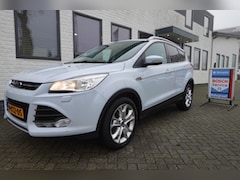 Ford Kuga - 1.6 TITANIUM PLUS Panorama Leder Trekhaak