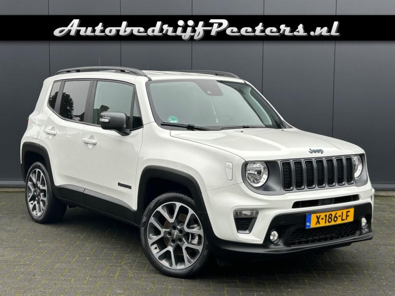 Jeep Renegade - 4xe Hybrid Aut. Navi Adapt.cruise PDC Carplay/Android 19inch - AutoWereld.nl