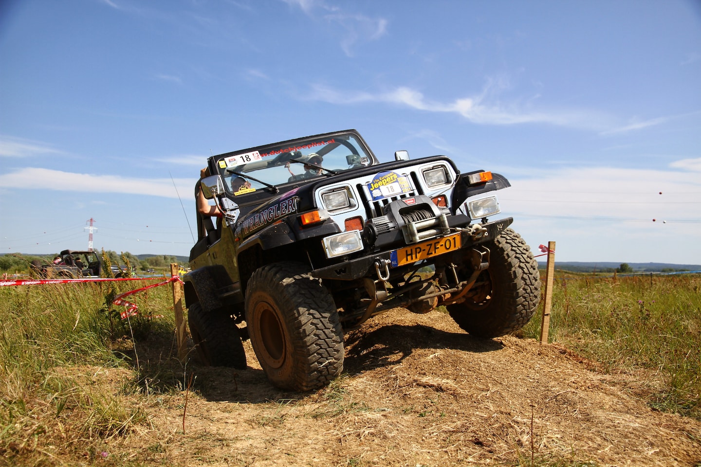 Jeep Wrangler - 4.0i Softtop FULL OPTIONS geprepareerd off road - AutoWereld.nl