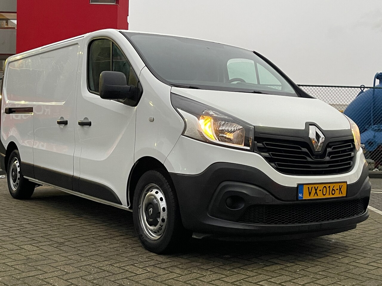 Renault Trafic - 1.6 dCi|L2H1|NAVI|TREKHAAK|3ZITS|1EIG - AutoWereld.nl