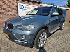 BMW X5 - 3.0SD GRIJS KENTEKEN