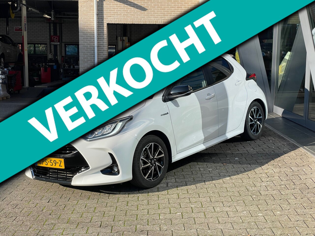 Toyota Yaris - 1.5 Hybrid Style panoramadak - AutoWereld.nl