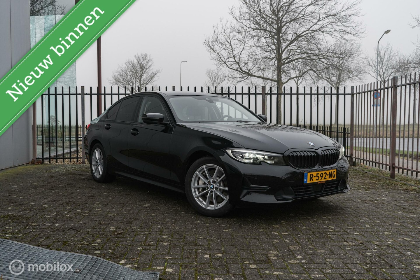 BMW 3-serie - 330e eDrive | Rijklaar - AutoWereld.nl