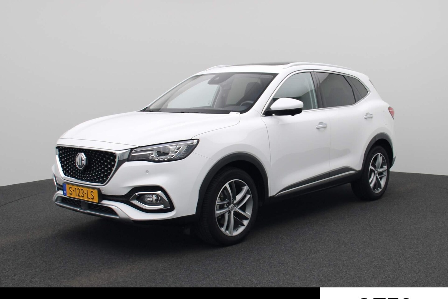 MG EHS - 1.5 TGDI Luxury | Leder | Panoramadak | Led Sfeerlicht | 360 Camera | Adaptive Cruise Cont - AutoWereld.nl