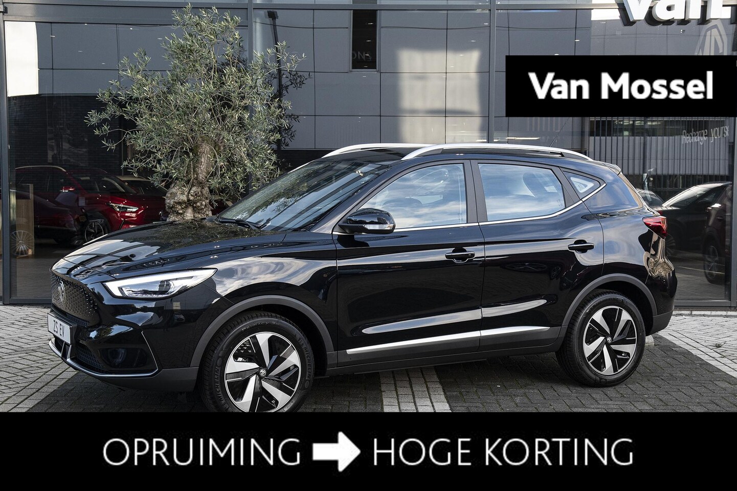 MG ZS - EV Long Range Comfort 70 kWh MEGA PREREG DEAL | 440 KM WLTP RANGE - AutoWereld.nl