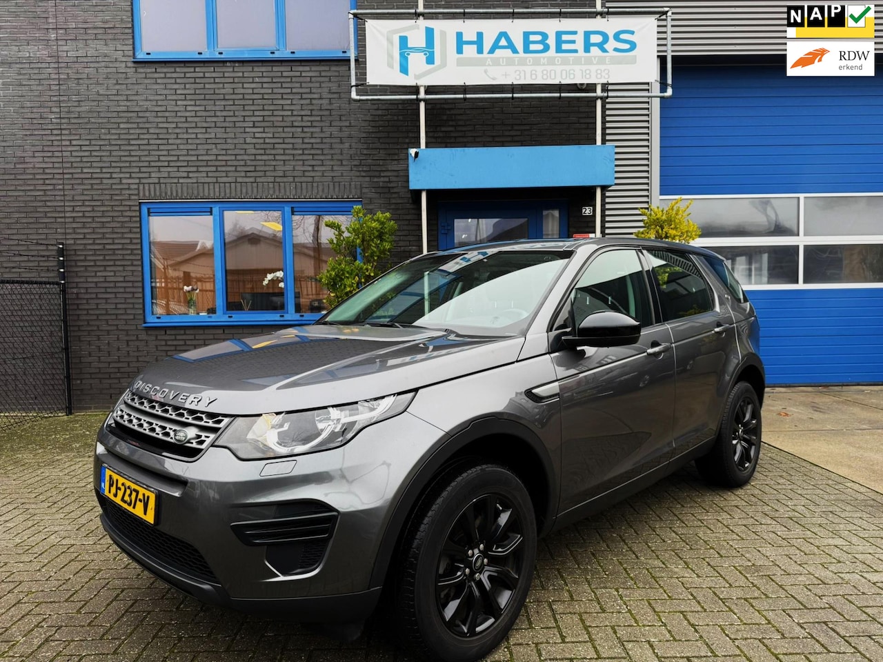 Land Rover Discovery Sport - 2.0 TD4 Urban Series Pure 7p. 150PK|Origineel NL|Navi|leder|AUT|PDC|Lane Assist|Flippers|C - AutoWereld.nl