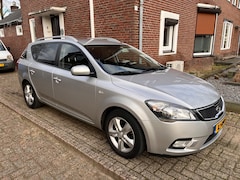 Kia Cee'd Sporty Wagon - 1.4 CVVT X-ecutive