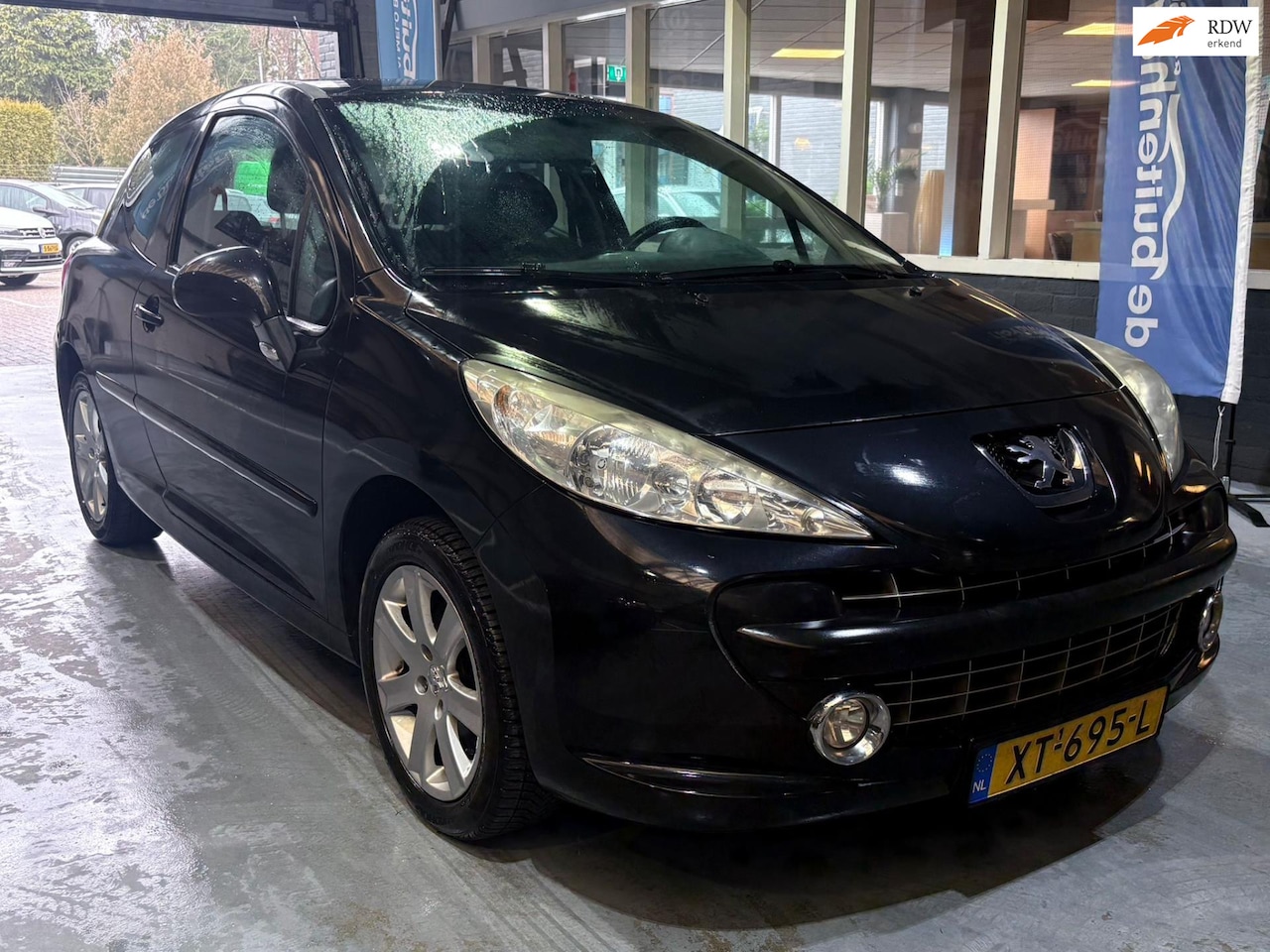 Peugeot 207 - 1.6 VTi Look 1.6 VTi Look - AutoWereld.nl