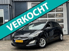 Hyundai i30 Wagon - 1.6 GDI i-Vision | Clima | Camera | Navi | N.A.P