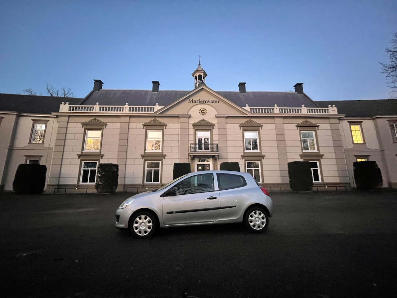 Renault Clio - 1.2 Special Line 1.2-16V Special Line,  50.000KM/NW AIRCO/DIGITALE AUDIO/CARKIT - AutoWereld.nl