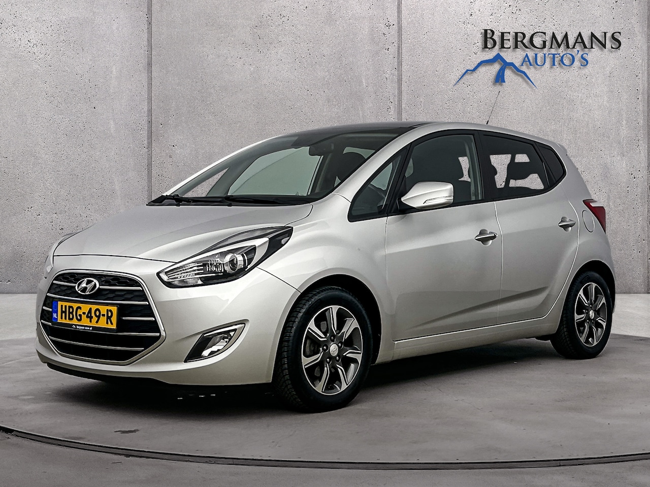 Hyundai ix20 - 1.6i i-Catcher // PANORAMA // KEYLESS // CAMERA // - AutoWereld.nl