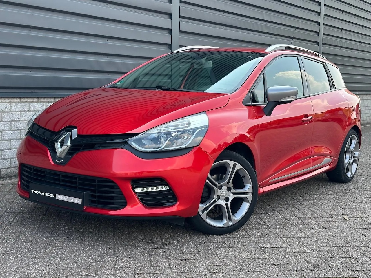 Renault Clio Estate - 1.2 GT SPORT CAMERA NAVI CRUISE - AutoWereld.nl