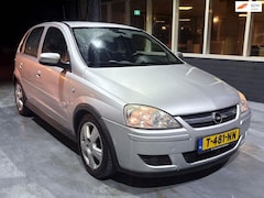 Opel Corsa - 1.0-12V Essentia