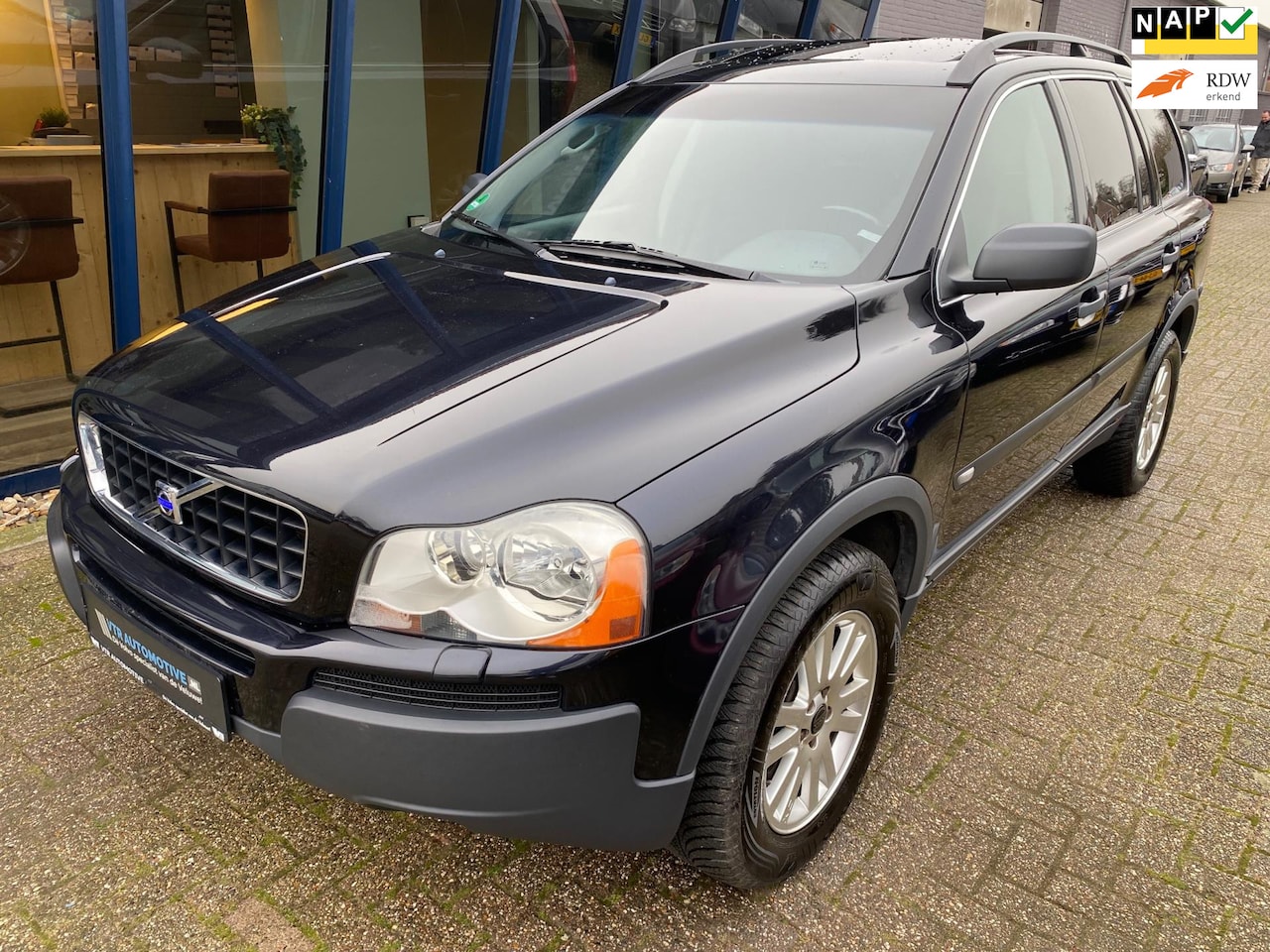 Volvo XC90 - 2.5 T Exclusive LEER / NAVI / SUNROOF / TREKHAAK - AutoWereld.nl