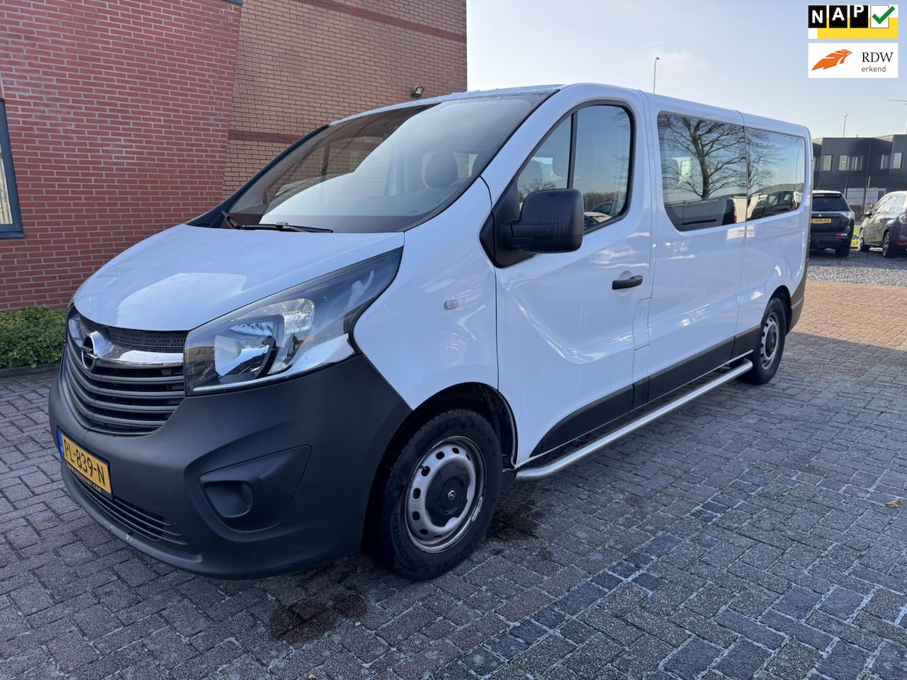 Opel Vivaro Combi - 1.6 CDTI L2H1 excl. btw 9 Pers. versnellingsbak hoorbaar. - AutoWereld.nl